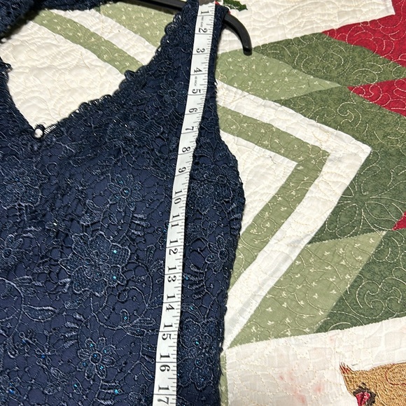 Evening gown - Picture 7 of 13